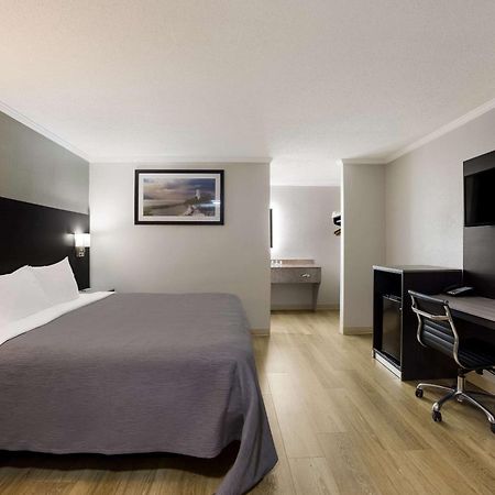 Quality Inn Tallahassee Near University Εξωτερικό φωτογραφία