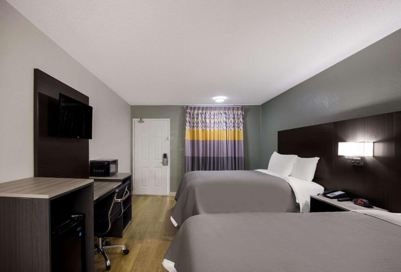 Quality Inn Tallahassee Near University Εξωτερικό φωτογραφία