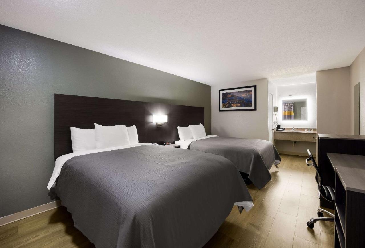 Quality Inn Tallahassee Near University Εξωτερικό φωτογραφία