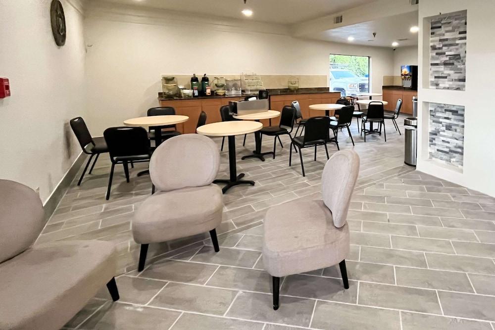 Quality Inn Tallahassee Near University Εξωτερικό φωτογραφία