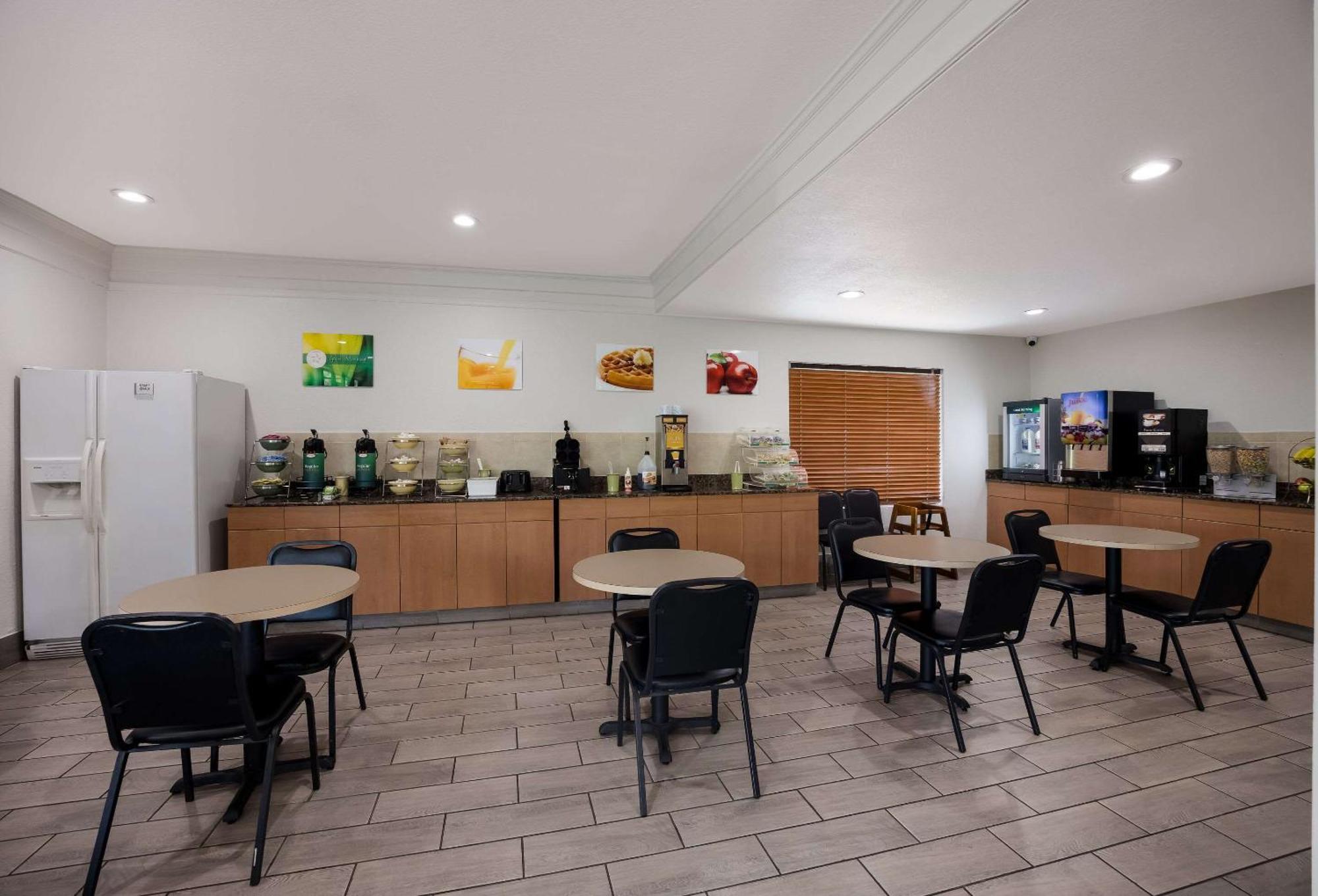Quality Inn Tallahassee Near University Εξωτερικό φωτογραφία