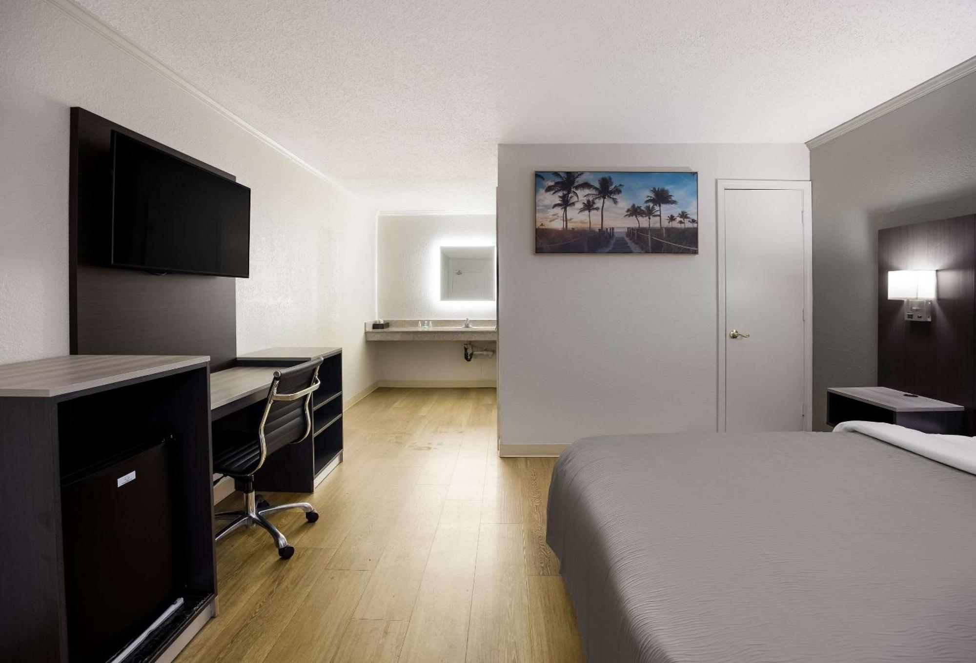 Quality Inn Tallahassee Near University Εξωτερικό φωτογραφία