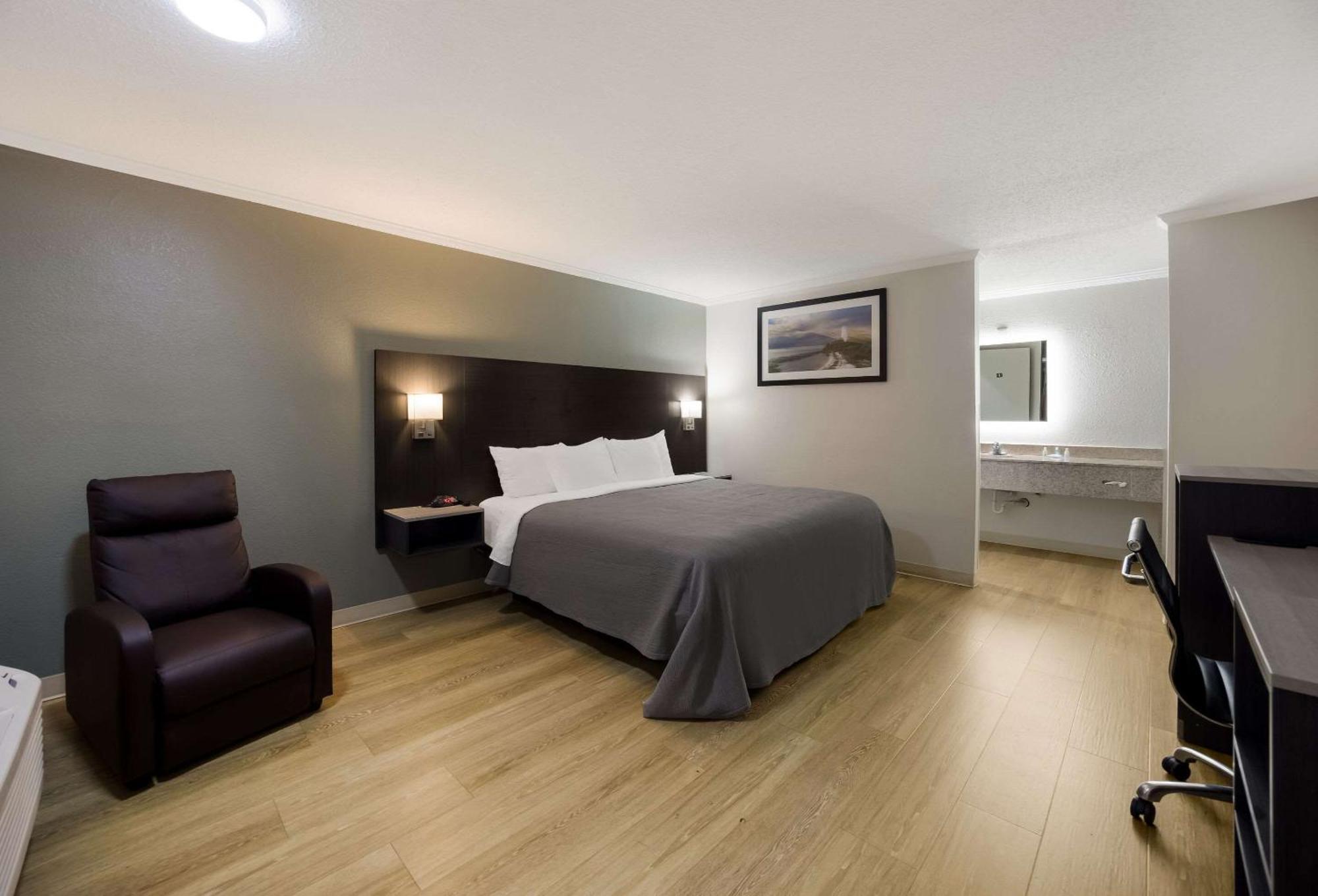 Quality Inn Tallahassee Near University Εξωτερικό φωτογραφία