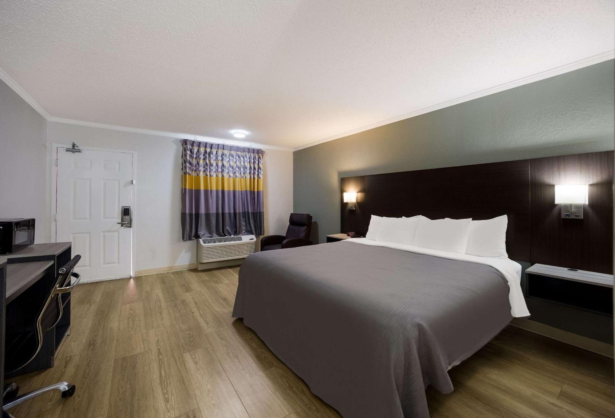 Quality Inn Tallahassee Near University Εξωτερικό φωτογραφία